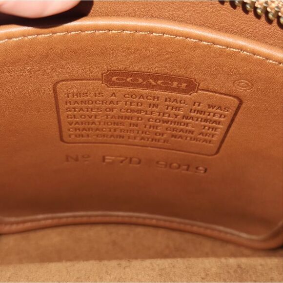 VINTAGE Coach Maggie Duffle Bag In British Tan NEW - Picture 11 of 16